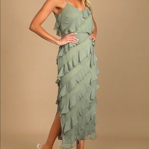 NWT, Lulus tiered ruffle midi dress, sage green, size XL.
